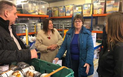 Baker Labels Donates to Brentwood Foodbank